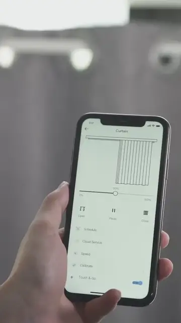 'Video thumbnail for Smart curtain opener'