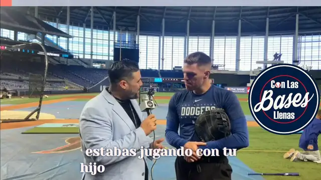 Video thumbnail for Freddie Freeman talks about MVP and is son Charlie playing baseball