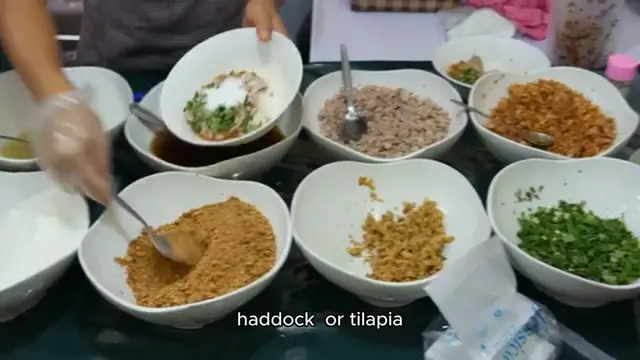 'Video thumbnail for how to make Thai fish curry'