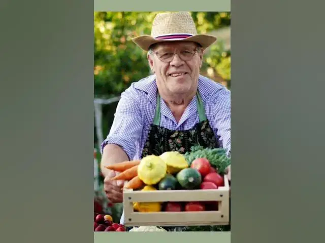 Video thumbnail for 3 Simple Ways to Reduce Toxins in Your Life