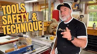 'Video thumbnail for How to Make a Cross Cut With a Table Saw'