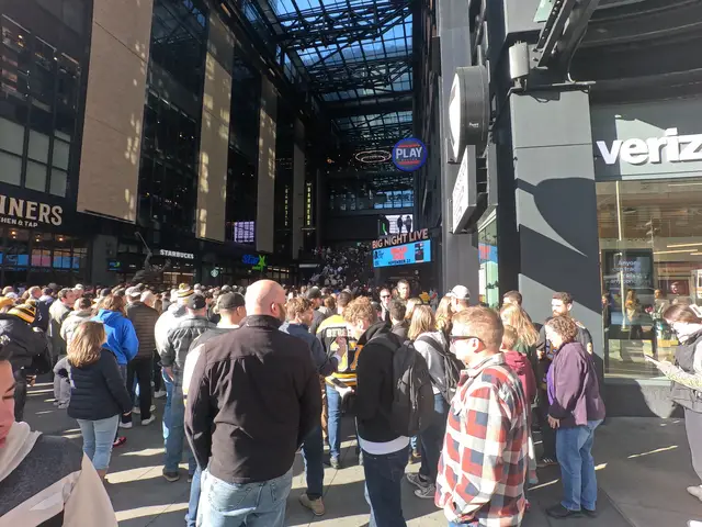 Video thumbnail for Boston Bruins Hockey: The TD Garden Experience