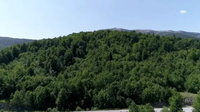 Video thumbnail for FBI Warns iPhone and Android Users of Rising Cyber Threats