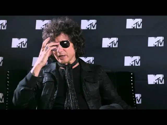 'Video thumbnail for Entrevista a Enrique Bunbury antes de su MTV Unplugged'