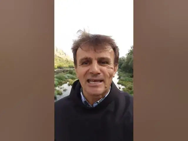 Video thumbnail for Isusa skinut s križa njegova - fra Bože Radoš