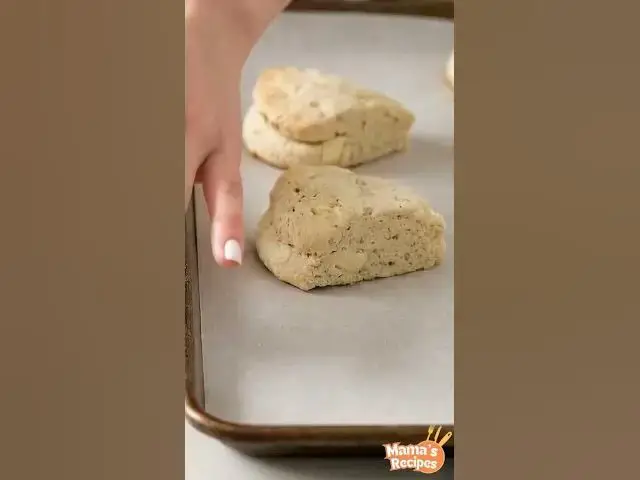 Video thumbnail for Warm, buttery Cinnamon Scones fresh from the oven 🍂