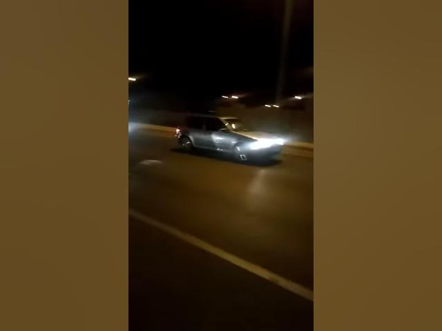 Video thumbnail for Vw Golf GTi vs Nissan March street race