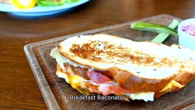 'Video thumbnail for wendy's breakfast menu Price'