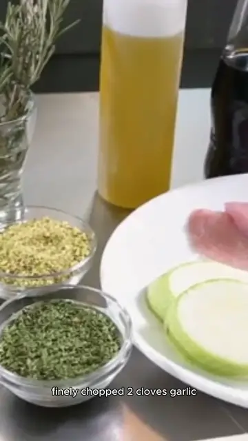 Video thumbnail for recipe for lettuce wraps