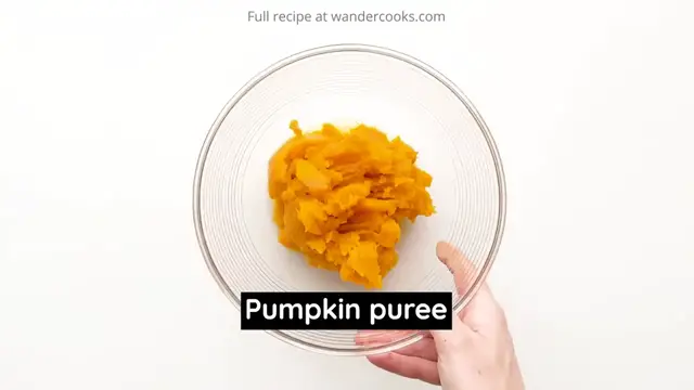 Video thumbnail for Easy Homemade Pumpkin Pie   10 Mins Prep (720P HD)