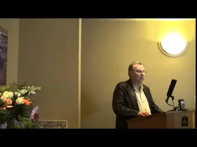 Video thumbnail for Clive Doyle reading the names of the fallen