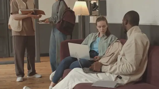 Video thumbnail for Leveraging U.S. College Experience for Job Opportunities