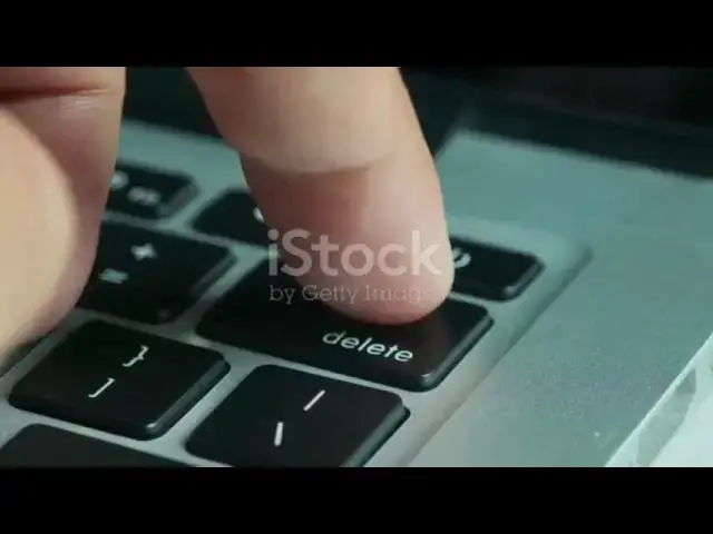 Video thumbnail for Fix Stuck Windows Updates in Minutes!