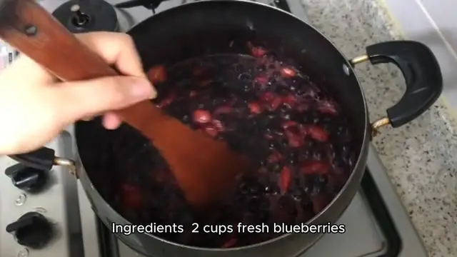 Video thumbnail for blueberry compote recipe