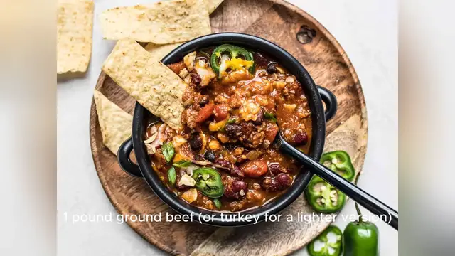 Video thumbnail for simple chili recipe