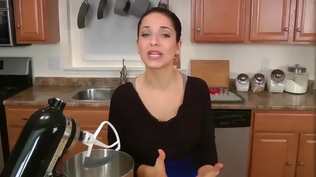 'Video thumbnail for Linzer Cookies - Recipe - Laura Vitale - Laura in the Kitchen Episode 311(720P_HD)'