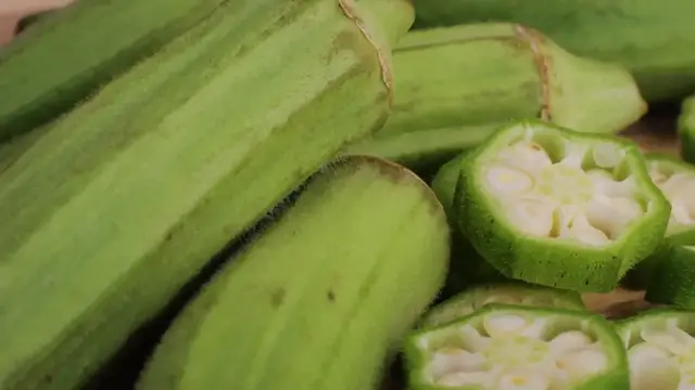 Video thumbnail for Crispy Roasted Okra Recipe