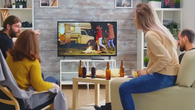 Video thumbnail for Head Back to Stars Hollow with These Gilmore Girls Books