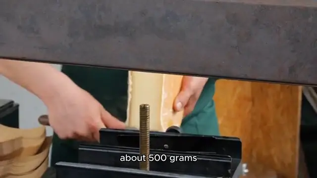 Video thumbnail for Baked brie recipe