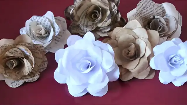 'Video thumbnail for Flores Vintage de papel reciclado'
