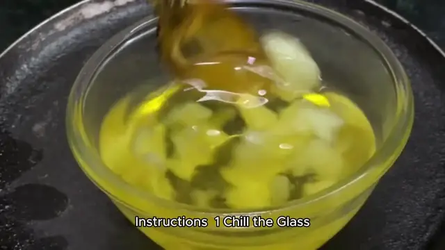 Video thumbnail for dry martini recipe