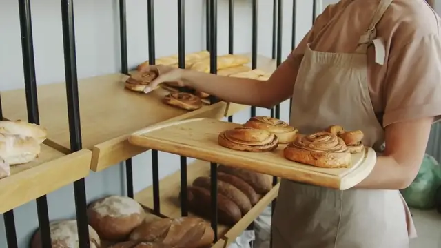 Video thumbnail for Fresh Goods Friday 705: The Best Way to End Your Week on a Delicious Note