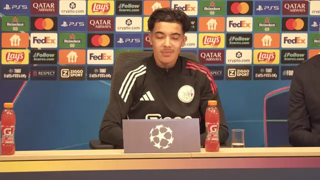 Video thumbnail for Bounida over de reactie van de fans bij zijn wissel