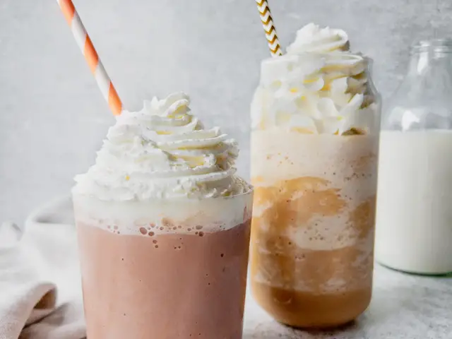 Video thumbnail for Homemade Frappuccinos