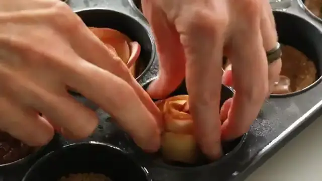 'Video thumbnail for EASY Gluten-Free Apple Tart Recipe & Almond Caramel (360p_30fps_H264-96kbit_AAC)'