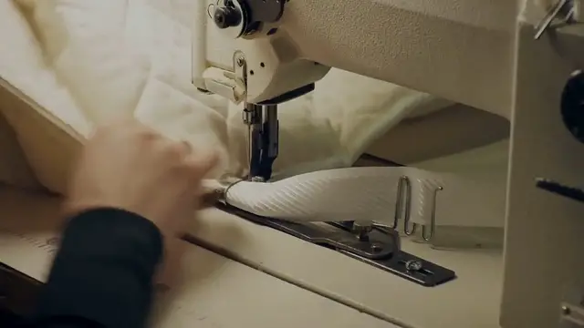 Video thumbnail for Unboxing and Reviewing the Martin Bear Kit: A Complete Breakdown!