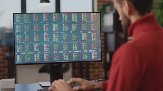 Video thumbnail for Understanding the Impact of Interest Rates on Your Investments