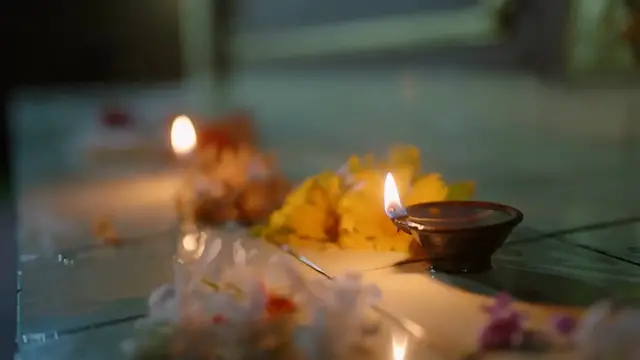 Video thumbnail for Perfume Through the Ages: A Deep Dive into Its Historical Development