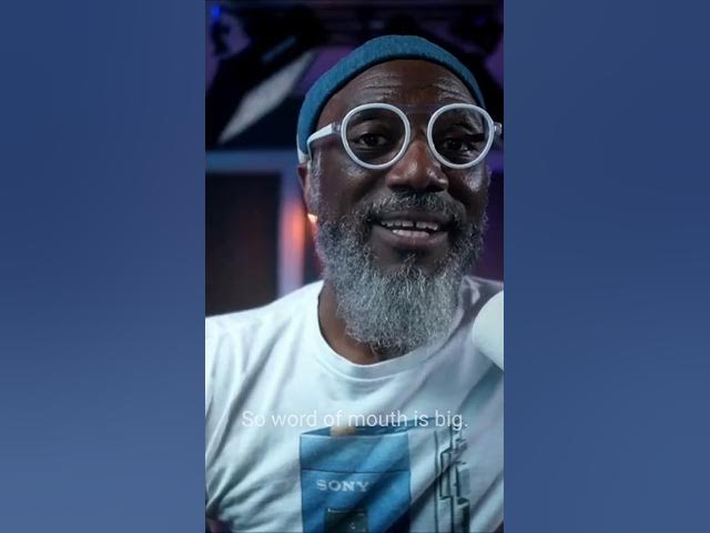 Video thumbnail for Why Experiencing Things is Better Than Documenting Them