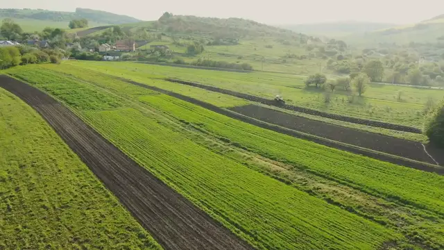 Video thumbnail for Tips for Building the Best Farm in Stardew Valley