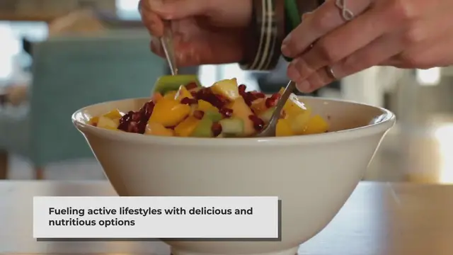 Video thumbnail for Smoothie King Angel Food Smoothie - The Foodie Diary