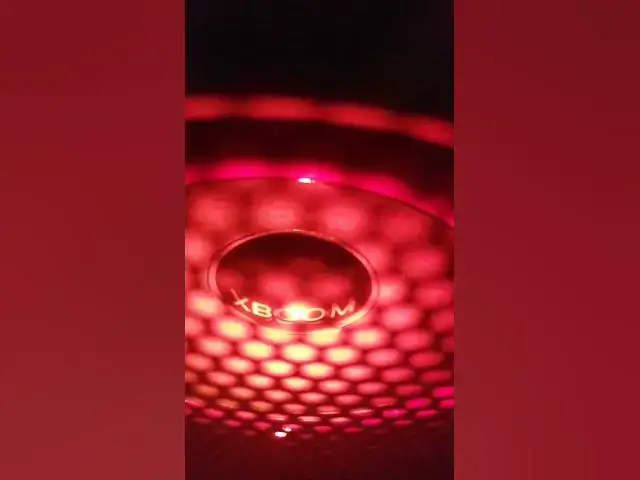 'Video thumbnail for औरत को यदि तुम पूरी आजादी दे दो @ अवध ओझा'