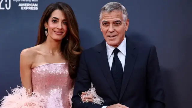 Video thumbnail for George and Amal Clooney become French after naturalisation process