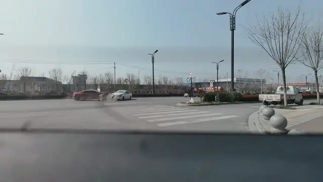 Video thumbnail for Crash Caught at Henan Intersection!