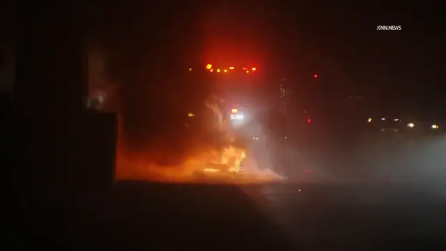 Video thumbnail for US, Los Angeles: East LA Auto Fire on 60 Fwy.