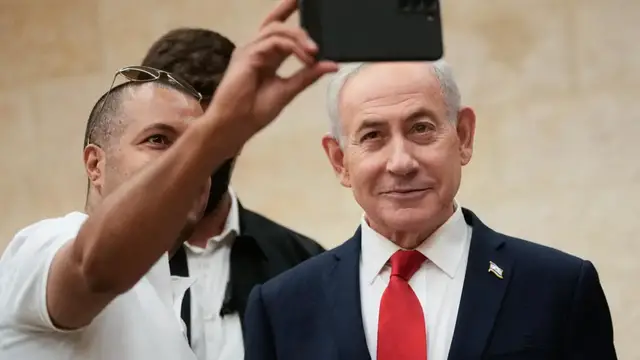 Video thumbnail for 'Netanyahu is fighting for his political career', expert says a week ahead of crucial vote