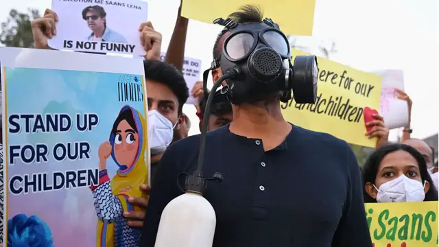 'Video thumbnail for ‘I just want to breathe’: Protests over pollution in India's New Delhi'