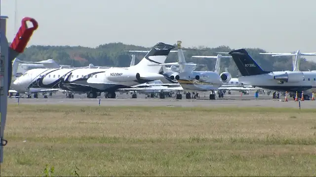 Video thumbnail for Hackensack says ‘low-flying’ planes disrupting daily life, urge FAA to take action