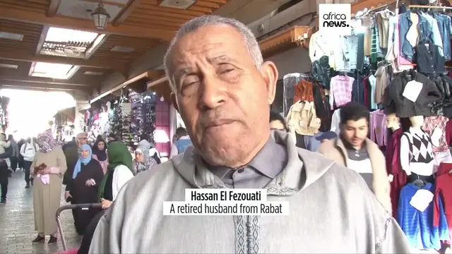 Video thumbnail for Moroccan men give traditional thanks to women for holy month cooking