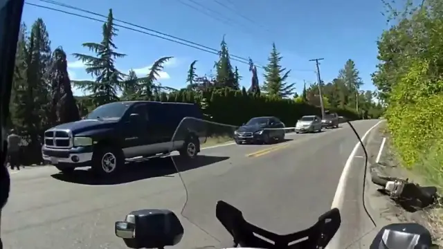 Video thumbnail for US: Motorcyclist Jumps Into Lake To Escape Police After Wild Chase.