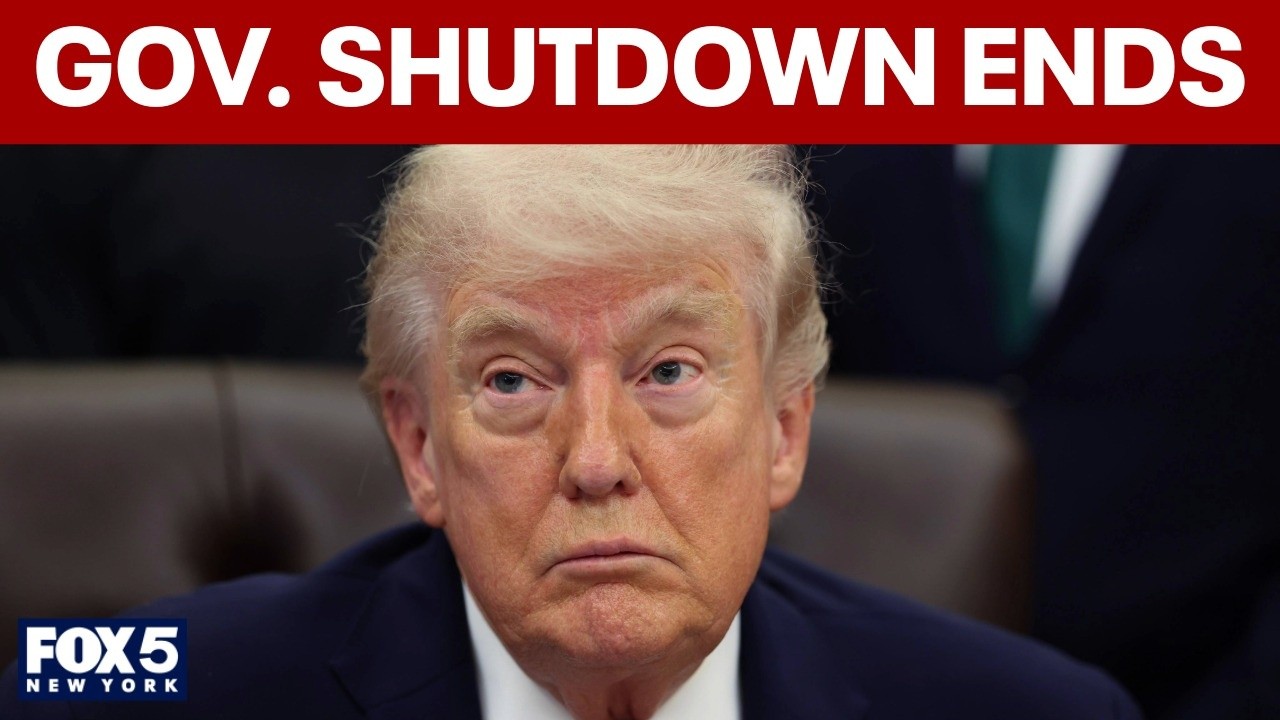 Video thumbnail for Trump signs bill to fund DHS, ending shutdown