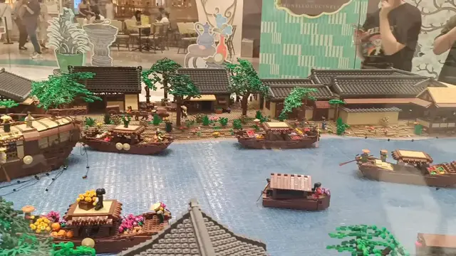 Video thumbnail for China: Lego Real-life Installation 3.