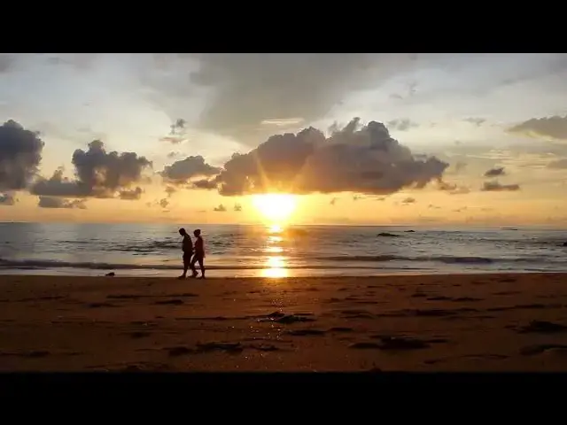 Video thumbnail for Beautiful view of sunset Romantic Couples