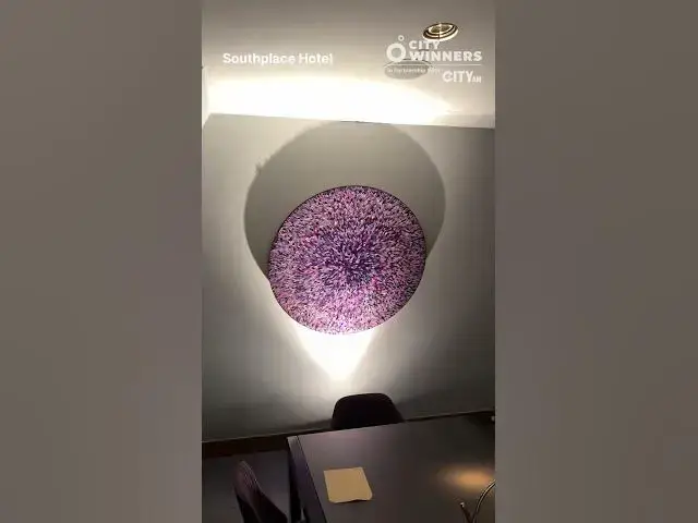 'Video thumbnail for The London Art Gallery That Closed Its Doors To Boost Revenues 🤯'