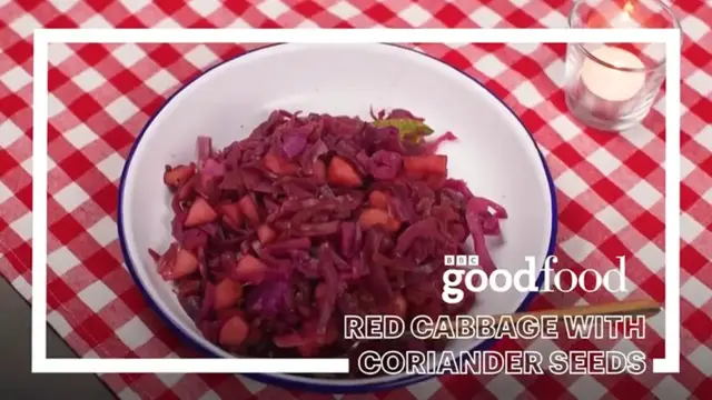Video thumbnail for Red cabbage with coriander seed