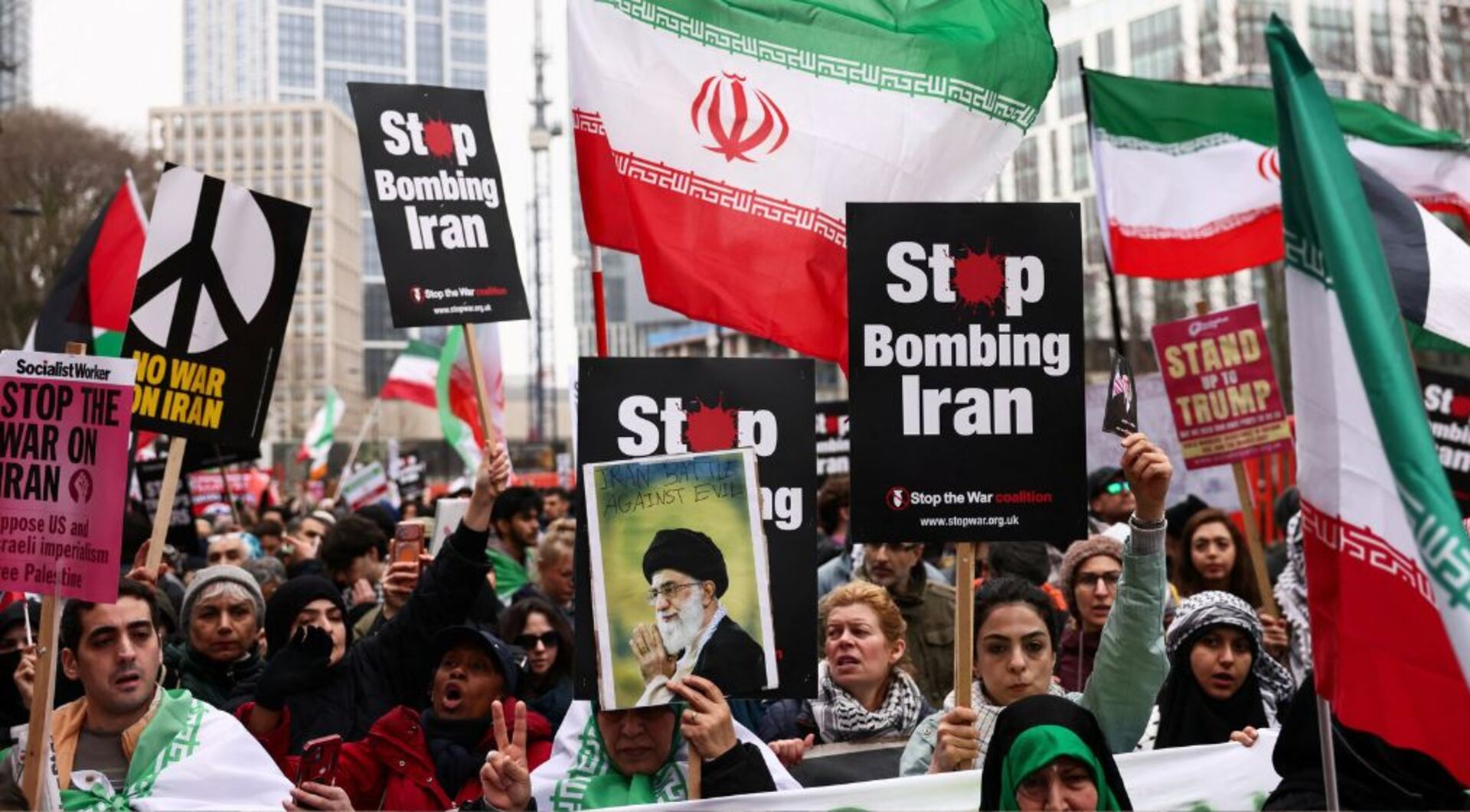 Video thumbnail for UK police restrict pro-Palestinian protest in London amid Iran war tensions